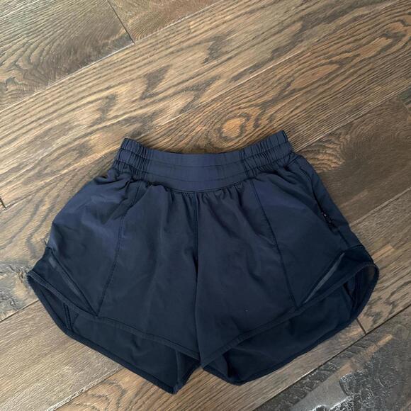 Lululemon Women's Navy and Black Shorts - Picture 1 of 3